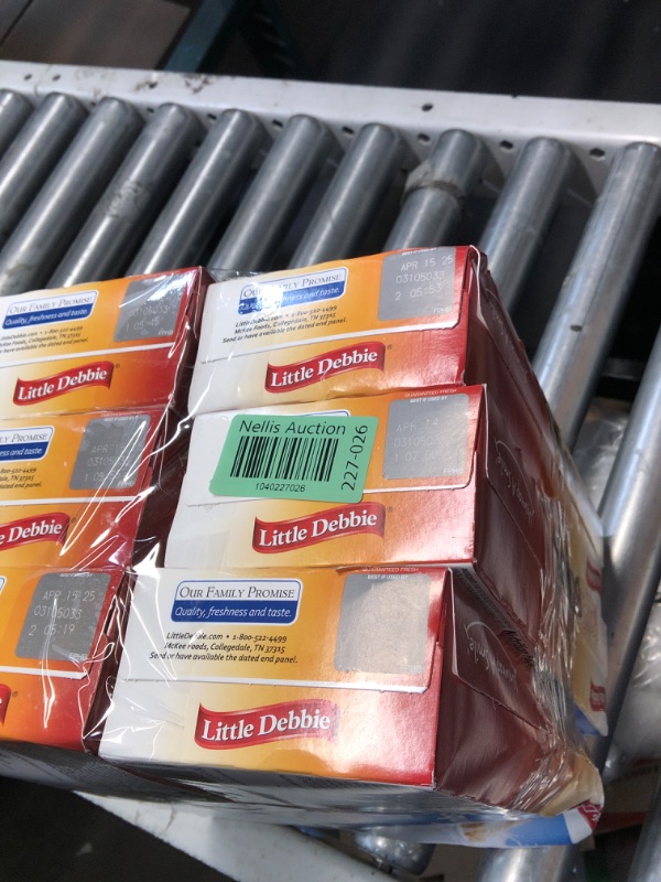 Photo 1 of ***(EXP: 4/14/25)NONREFUNDABLE***BUNDLE OF 6***Little Debbie Honey Buns, 6 Individually Wrapped Pastries, 10.6 oz Box, Pack of 0ne (1)