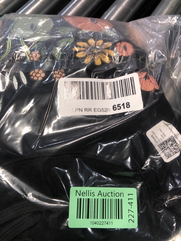 Photo 1 of (BAGGED)  (SMALL) 40 Years Old Vintage 1984 40th Birthday Tee Wildflower Women Pullover Hoodie