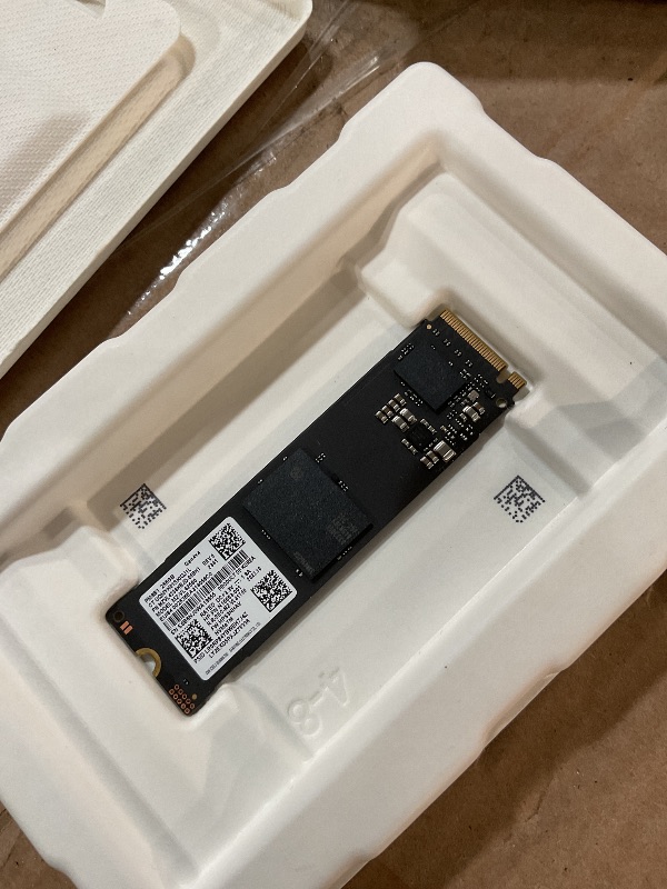 Photo 1 of ***(STOCK PHOTO FOR REFERENCE ONLY/ ITEM IS 256G)****
 by GB SAMSUNG 990 PRO SSD NVMe M.2 PCIe Gen4, M.2 2280 Internal Solid State Hard Drive, Seq. Read Speeds Up to 7,450 MB/s for High End Computing, Gaming, and Heavy Duty Workstations, MZ-V9P2T0B/AM ***