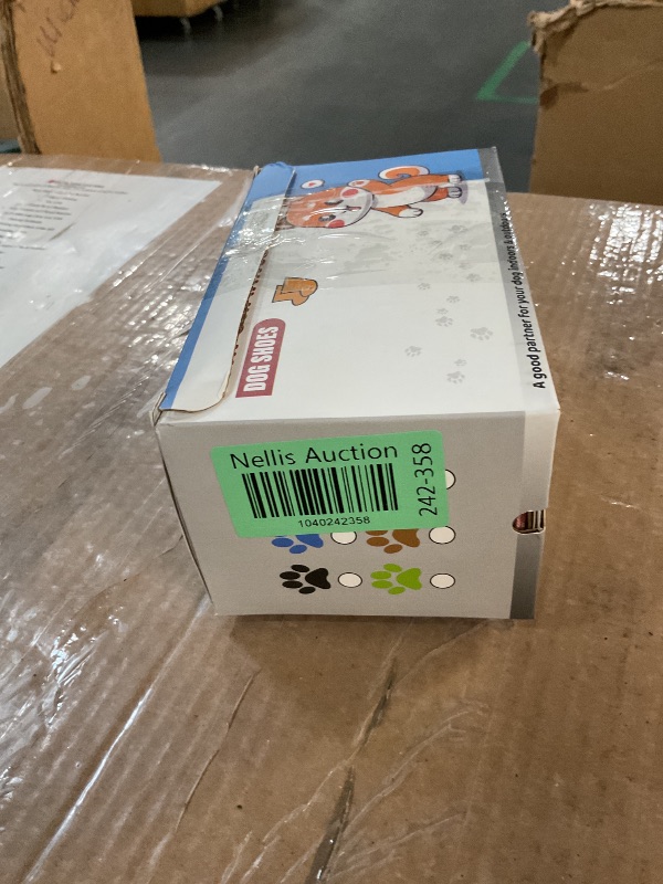Photo 1 of (USED) QUMY Dog Shoes for Large Dogs, Medium Dog Boots & Paw Protectors for Winter Snowy Day, Summer Hot Pavement, Waterproof in Rainy Weather, Outdoor Walking, Indoor Hardfloors Anti Slip Sole Pink 7