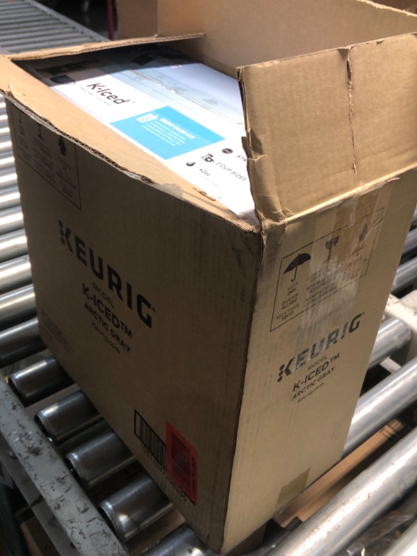 Photo 1 of (Used item)Keurig K-Iced Coffee Maker, Single Serve K-Cup Pod Iced Coffee Maker, With Hot and Cold Coffee Capabilities, Brews Any K-Cup Pod, Gray