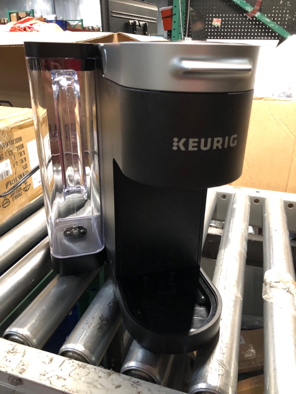 Photo 1 of   (USED/FAIR) (NO SIGNS OF POWER) (PARTS) Keurig K-Supreme Single Serve K-Cup Pod Coffee Maker, MultiStream Technology, 4 Brew Sizes, 66oz Dual-Position Removable Reservoir, Black