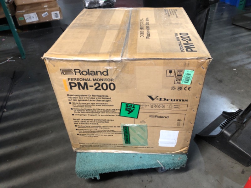 Photo 1 of ***PARTS ONLY - USED - POWERS ON - UNABLE TO HEAR SOUND - UNABLE TO TEST FURTHER - SEE PICTURES***
Roland PM-200 Compact Electronic V-Drum Set Monitor, 180-Watt