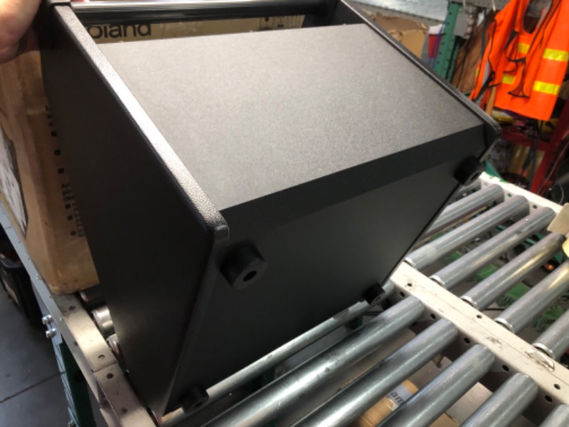 Photo 1 of ***PARTS ONLY - USED - POWERS ON - UNABLE TO HEAR SOUND - UNABLE TO TEST FURTHER - SEE PICTURES***
Roland PM-200 Compact Electronic V-Drum Set Monitor, 180-Watt