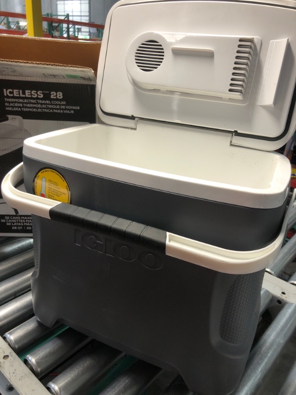 Photo 1 of (please see all images) Igloo Thermoelectric Iceless 28-40 Qt Electric Plug-in 12V Coolers