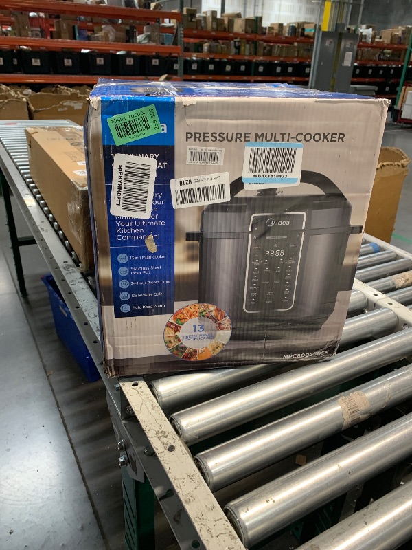 Photo 1 of (PARTS) (SIGNS  OF USE) (MISING ACCESSORIES)  Midea 12-in-1 Electric Pressure Cooker, 8 Quarts, 12 Presets, Multi-Functional Programmable Slow Cooker, Rice Cooker, Steamer, Sauté Pan, Yogurt Maker, and More, Stainless Steel