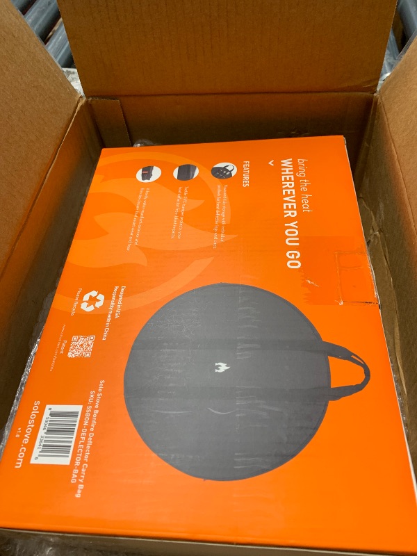 Photo 1 of 25.8 in Heat Deflector Carry Case Made from 600D Solution-dyed Acrylic with PVC Backing for Use with Bonfire