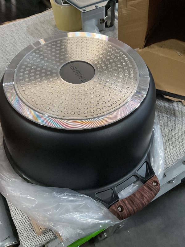 Photo 1 of (Lid does not fit)ITSMILLERS Nonstick Stock Pot,6.5 Qt Elegant Aluminum Ceramic Casserole with Pour Spout Lid, Induction Bottom