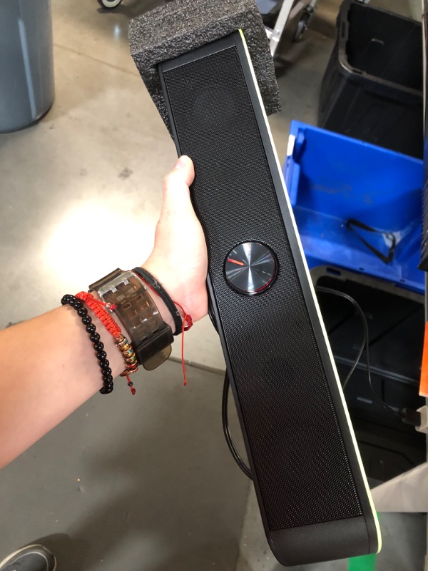 Photo 1 of ***(NO RETURNS OR REFUNDS/ FOR PARTS ONLY/ NON FUNCTIONAL)***
Redragon GS560 RGB Desktop Soundbar, 2.0 Channel Computer Speaker with Dynamic Lighting Bar Audio-Light Sync/Display, Touch-Control Backlit with Volume Knob, USB Powered w/ 3.5mm Cable, Black