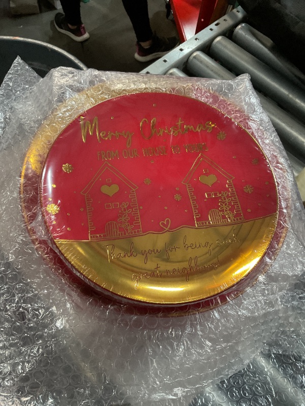 Photo 1 of (See all images)LUODA MirthMood 60 PCS Christmas Plates Plastic, Red Disposable Plates With Gold Christmas Tree Design 