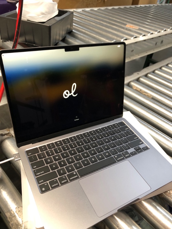 Photo 1 of (tested)(functional) Apple 2022 MacBook Air Laptop with M2 chip: Built for Apple Intelligence, 13.6-inch Liquid Retina Display, 16GB RAM, 256GB SSD Storage, Backlit Keyboard, 1080p FaceTime HD Camera; Space Gray