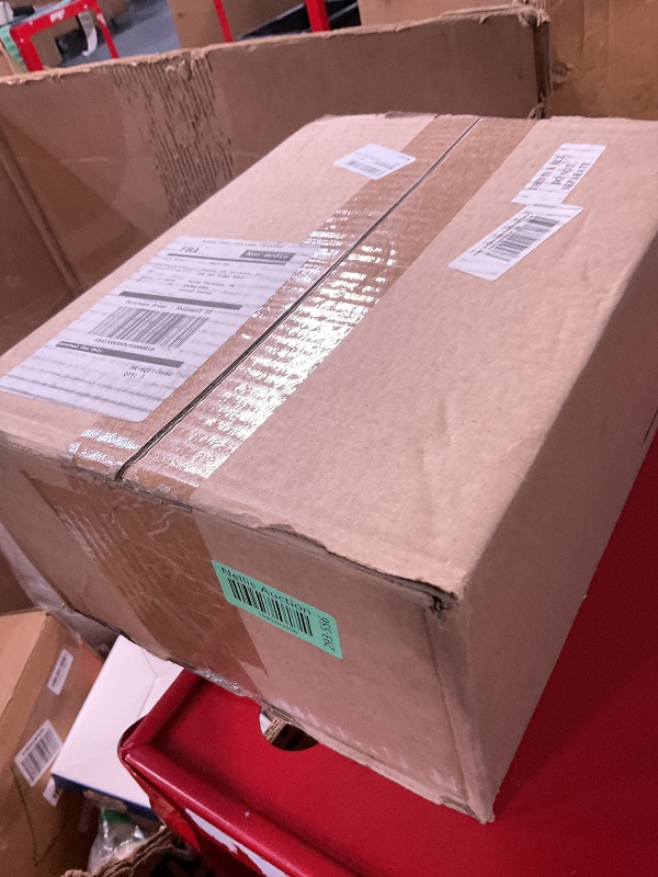 Photo 1 of Pyrex 18-Piece Glass Food Storage Set with Lids