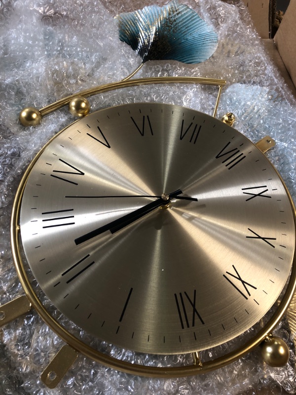 Photo 1 of (minute/seconds hands are damaged) JXQXYN Wall Clock, Clocks for Living Room, Silent Wall Clock Decorative, 3D Retro Metal Ginkgo Leaf Design