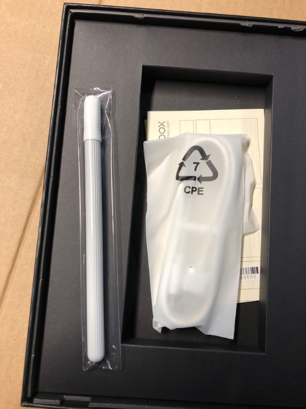 Photo 1 of Go E-Reader by BOOX: 10.3" White, 64GB (2024)