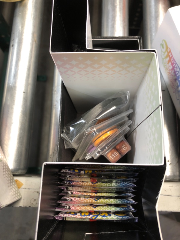 Photo 1 of ***NON REFUNDABLE***OPEN PACKAGING.***Pokemon TCG: Scarlet & Violet—Prismatic Evolutions Elite Trainer Box