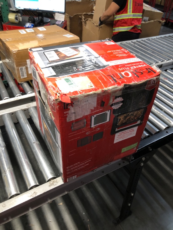 Photo 1 of ***DAMAGED - HANDLE BROKEN - POWERS ON - UNABLE TO TEST FURTHER - SEE PICTURES***
Instant 140-3000-01 Vortex Plus Quart 7-in-1 Multi-Use Air Fryer, 10QT, Silver,Black