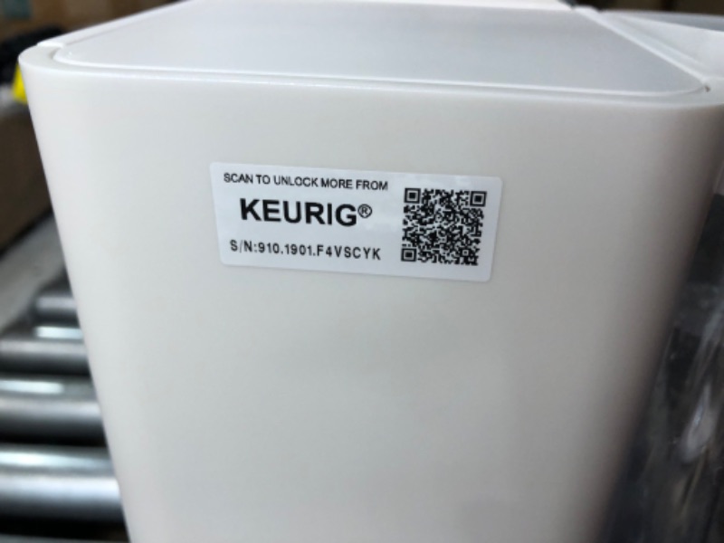 Photo 1 of ***USED - DIRTY - DOESN'T POWER ON***
Keurig K-Supreme Single Serve K-Cup Pod Coffee Maker, MultiStream Technology, 4 Brew Sizes, 66oz Dual-Position Removable Reservoir, White