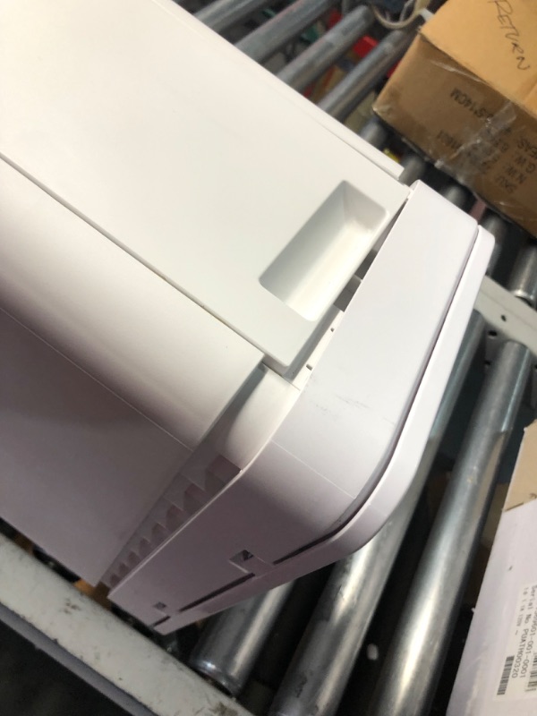 Photo 1 of ***DAMAGED - SEE COMMENTS***
WanWanKa Trash Can with Lid, Large Tall 8 Gallon Commercial Trash Can, Plastic Waste Bin with Press top Lid, White Garbage Can Suitable for Kitchen, Bathroom, Bedroom, Living Room, Office