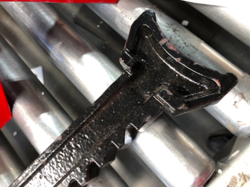 Photo 1 of ***(MISSING PARTS)***
BIG RED T46002A Torin Steel Jack Stands: Double Locking, 6 Ton (12,000 lb) Capacity, Red, 1 Pair