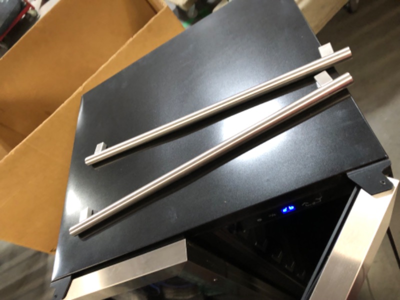 Photo 1 of ***NO PACKAGING NO SHELVES - SCRATCHED AND DENTED - POWERS ON - UNABLE TO TEST FURTHER***
YITAHOME Wine and Beverage Refrigerator, 24 Inch Dual Zone Wine Fridge, Under Counter Wine Cooler Fridge Built-In or Self-standing, Holds 17 Bottles and 57 Cans (Dou