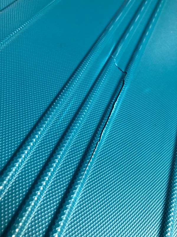 Photo 1 of (Used)(see images)Travelers Club Chicago Hardside Expandable Spinner Luggage, Teal, 3 Piece Set 