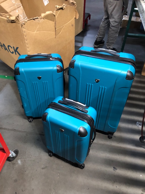 Photo 1 of (Used)(see images)Travelers Club Chicago Hardside Expandable Spinner Luggage, Teal, 3 Piece Set 
