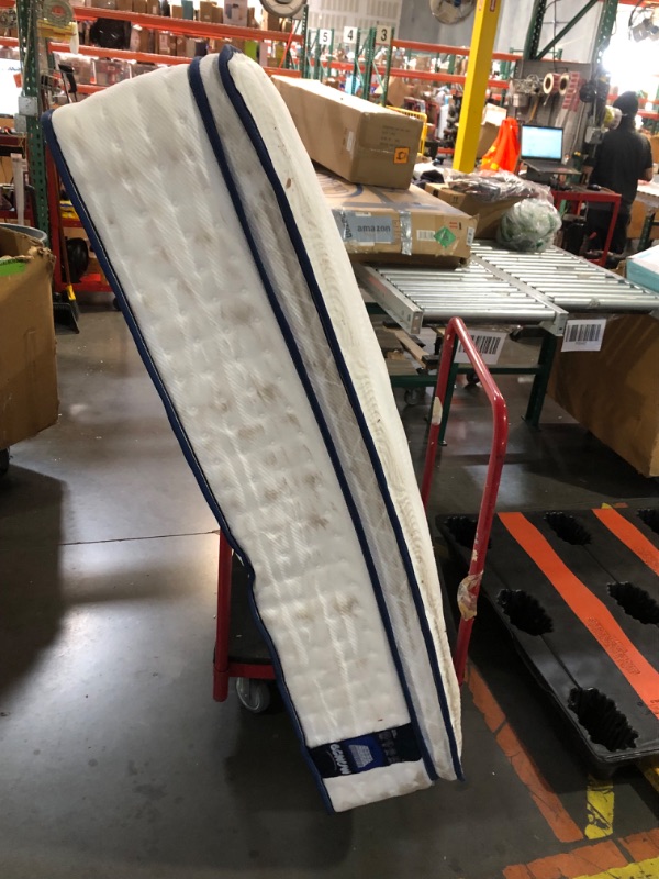 Photo 1 of ***FACTORY SEALED***Queen Mattress 14 Inch,Medium Firm,Hybrid Mattress in a Box,with Memory Foam&Thick Coil Pocket Springs,Motion Isolation&Pain Relief&Lumbar Support,Enhanced Edge Support,Certified Safe Foam&Fabrics