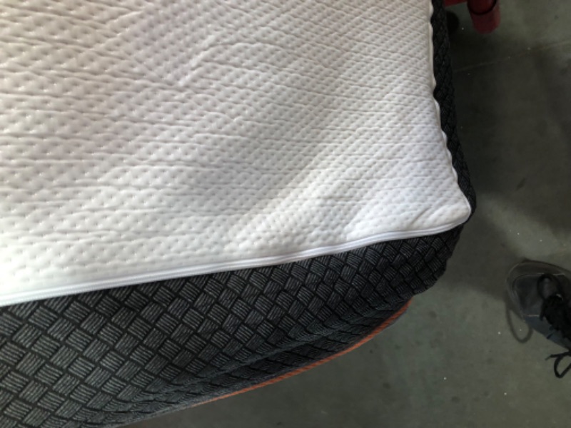 Photo 1 of ***TRUCK/TRAILER PICKUP ONLY - NO PACKAGING - SEE COMMENTS***
Sweetnight Full Mattress, 12 inch Memory Foam Mattress with Three Firmness Levels from Soft to Firm, Gel Infused for Comfy Sleep and Spinal Support, Flippable Bed Mattress in a Box, Whisper, 75