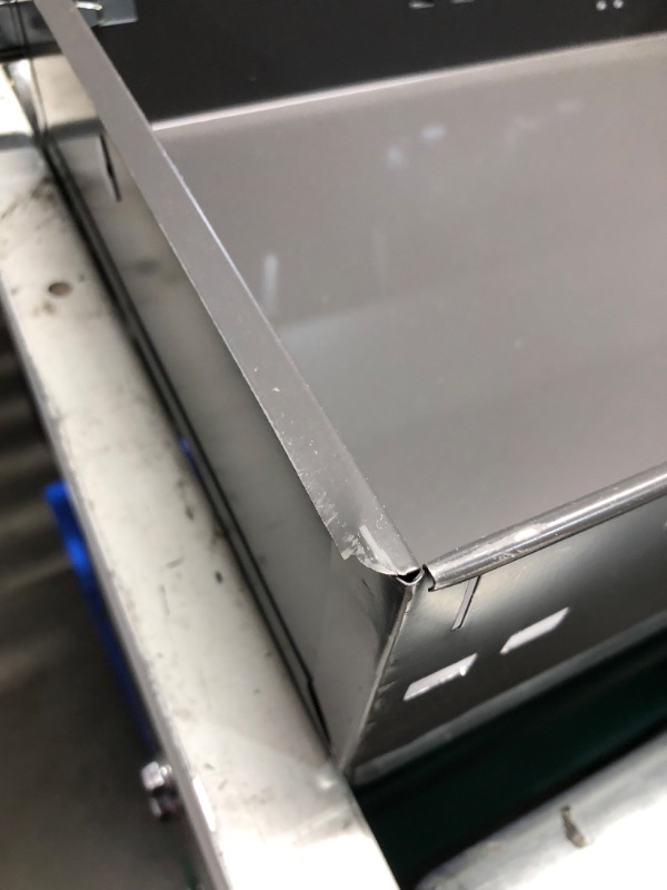 Photo 1 of ***TRUCK/TRAILER PICKUP ONLY - FOR PARTS ONLY - MAJOR DAMAGE - SEE COMMENTS***
Lorell Fortress Series 45-1/2" Right Single-Pedestal Desk, 29.5" Height x 45.5" Width x 24" Depth