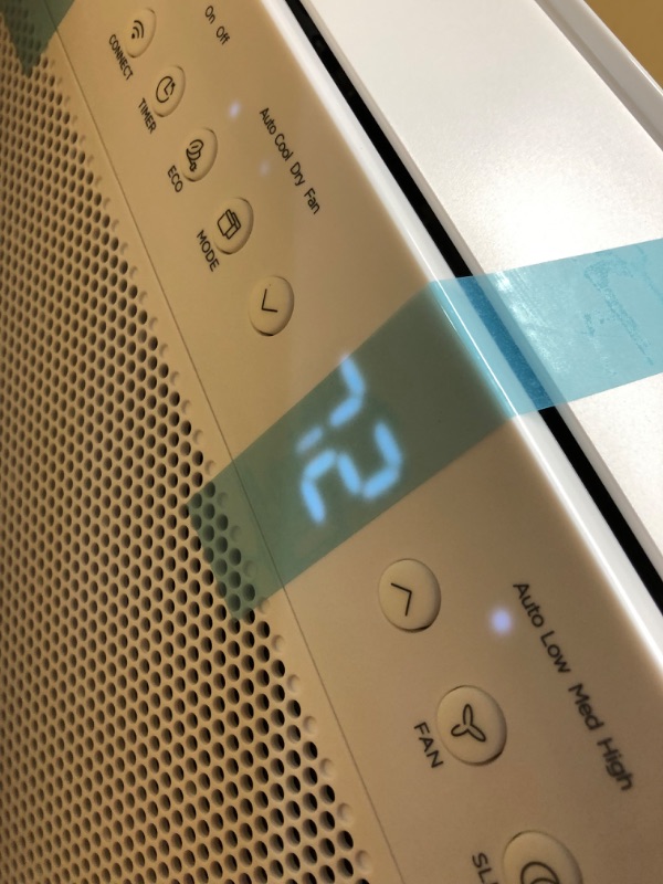 Photo 1 of ***USED - POWERS ON - UNABLE TO TEST FURTHER***
Midea 10,000 BTU U Shaped Smart Inverter Window Air Conditioner, Cools up to 450 Sq. Ft.,Ultra Quiet with Open Window Flexibility, Works with Alexa/Google Assistant, 35% Energy Savings, Remote Control