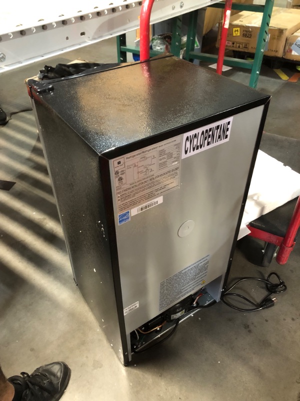 Photo 1 of ***USED - SCUFFED AND SCRAPED - POWERS ON - UNABLE TO TEST FURTHER***
ARCTIC CHEF ACFR322 RCA Mini Refrigerator, Compact Freezer Compartment, Adjustable Thermostat Control, Reversible Door, Ideal Fridge for Dorm, Office, Apartment, Platinum Stainless, 3.2