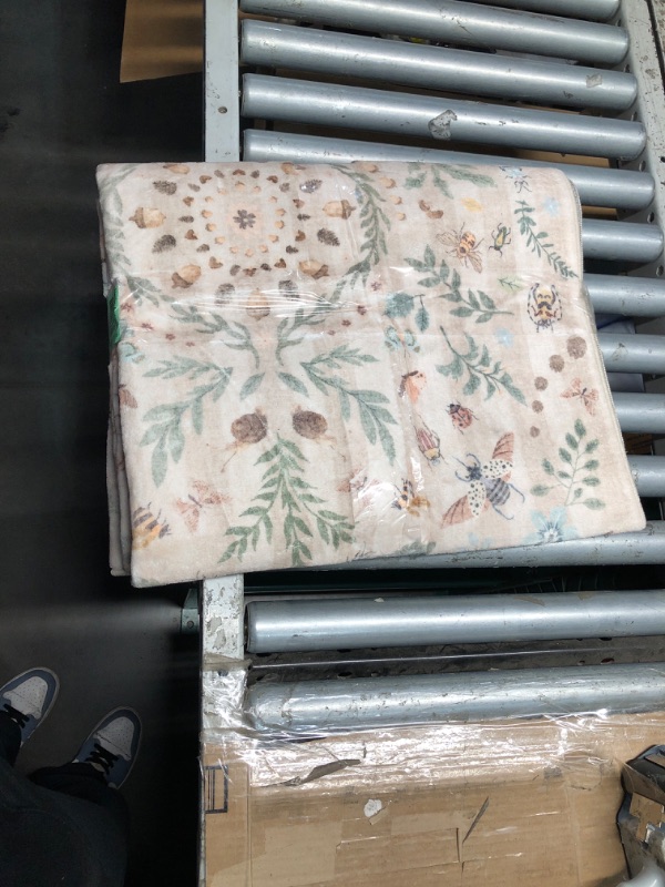 Photo 1 of (BAGGED) (USED/FAIR) Lahome Insect Botanical Bathroom Beige Runners for Hallways, Non Slip Washable Kitchen Bathroom Carpet Runner,Soft Non Skid Indoor Rugs for Entryway Laundry Bedroom(Beige,2'6"x10')