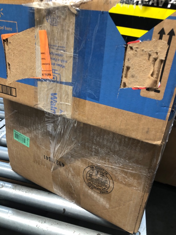 Photo 1 of **PARTS ONLY NON FUNCTIONAL-USED/DIRTY-FOR PARTS ONLY*******************
ECOVACS DEEBOT T30S Robot Vacuum and Mop