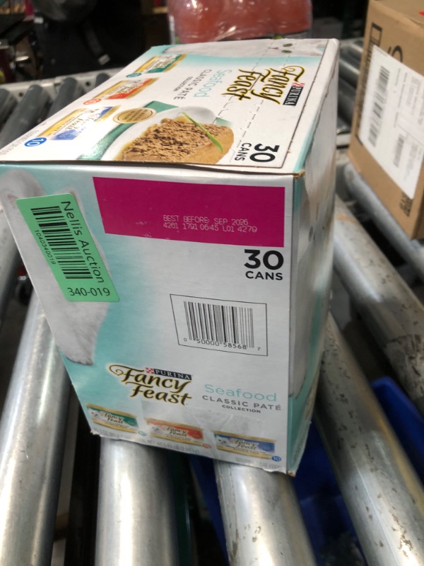 Photo 1 of ***(EXP: 09/2026)NONREFUNDABLE***Purina Fancy Feast Seafood Classic Pate Collection Grain Free Wet Cat Food Variety Pack - (Pack of 30) 3 oz. Cans