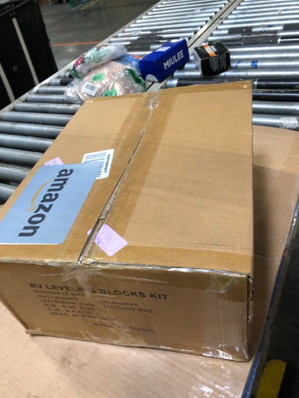 Photo 1 of BOYISEN Camper Levelers - RV Leveling Blocks Ramp Kit, Lift Up to 6in for RV Camper Travel Trailer, RV Levelers with Chock, Anti-Slip Mat and Carrying Bag