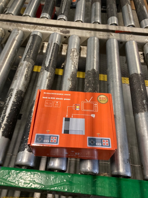 Photo 1 of Retro Game Console,Wireless Retro Gaming Console with Built-in 800 Games,Dual 2.4GHz Wireless Controller,AV Output Plug and Play Video Game Console. (Grey)