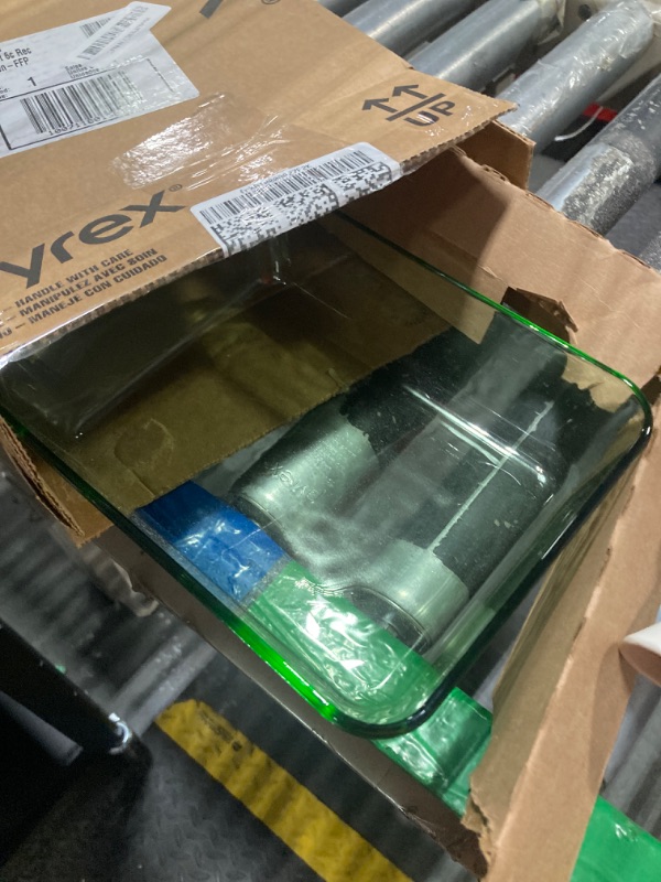 Photo 1 of **MISSING LID**Pyrex Colors (6 Cup) Tinted Glass Large Rectangular Food Storage Container, Snug Fit Non-Toxic Plastic BPA-Free Lids, Freezer Dishwasher Microwave Safe, Green