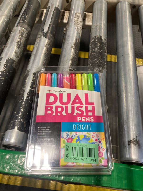 Photo 1 of **MISSING 1 MARKER**
Tombow 56185 Dual Brush Pen Art Markers, Bright, 10-Pack. Blendable, Brush and Fine Tip Markers