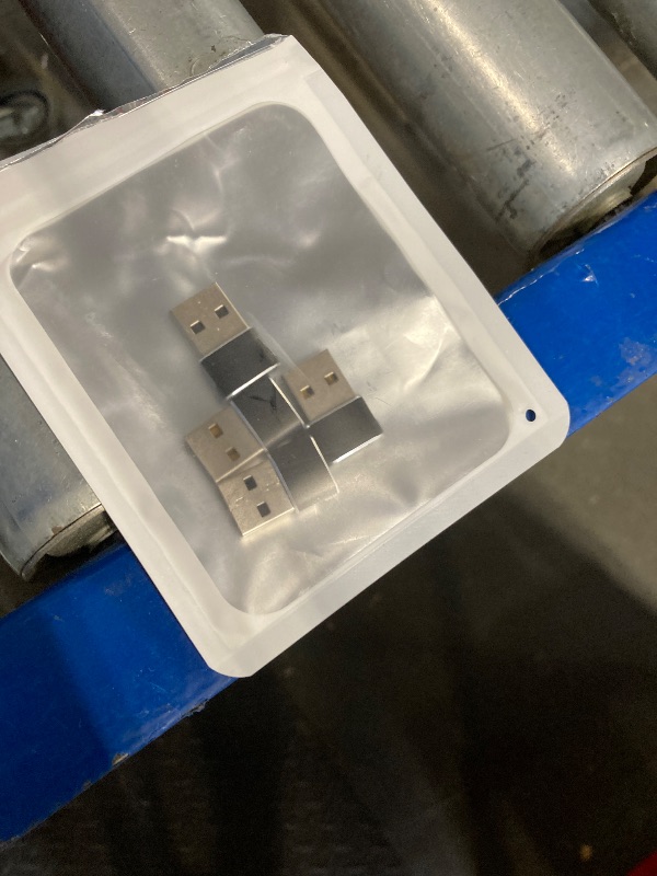 Photo 1 of ????? ???????? USB to USB C Adapter,Type-C Female to A Male Car Charger OTG Converter for Apple Watch Ultra 8 9 10,iPhone 16 15 14 13 Pro Max,Samsung S24,Nintendo Switch,AirPods,iPad,Car