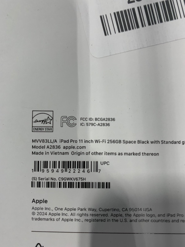 Photo 1 of ***NEW FACTORY BUT IT WAS OPENED TO VERIFY***Apple iPad Pro 11-Inch (M4): Built for Apple Intelligence, Ultra Retina XDR Display, 256GB, 12MP Front/Back Camera, LiDAR Scanner, Wi-Fi 6E, Face ID, All-Day Battery Life — Space Black