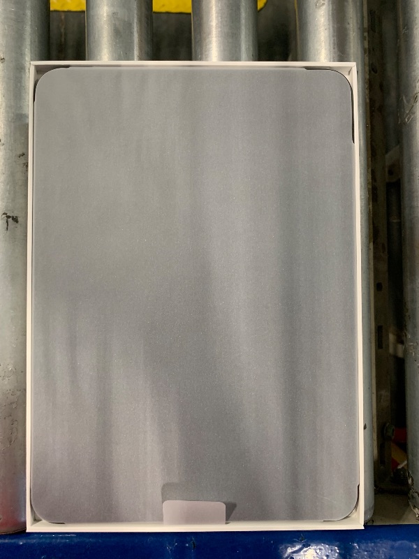 Photo 1 of ***NEW FACTORY BUT IT WAS OPENED TO VERIFY***Apple iPad Pro 11-Inch (M4): Built for Apple Intelligence, Ultra Retina XDR Display, 256GB, 12MP Front/Back Camera, LiDAR Scanner, Wi-Fi 6E, Face ID, All-Day Battery Life — Space Black