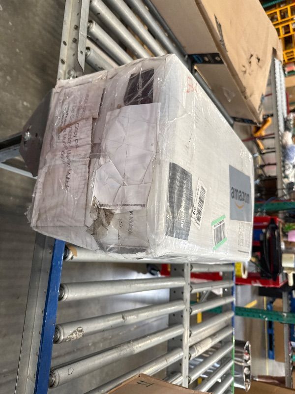 Photo 1 of Amazon Basics Multipurpose Copy Printer Paper, 20 lb, 92 Bright, 8.5" x 11" Letter Size, White, 10 Reams, 5000 Sheets