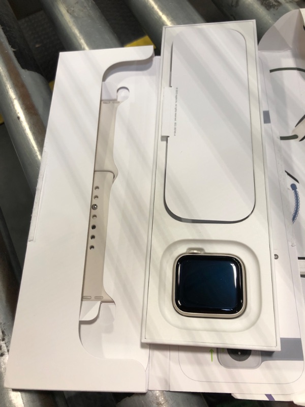 Photo 1 of ***SOLD FOR PARTS, NO RETURNS***
Apple Watch SE (2nd Gen) [GPS 40mm] Smartwatch with Starlight Aluminum Case with Starlight Sport Band S/M. Fitness and Sleep Trackers, Crash Detection, Heart Rate Monitor, Retina Display