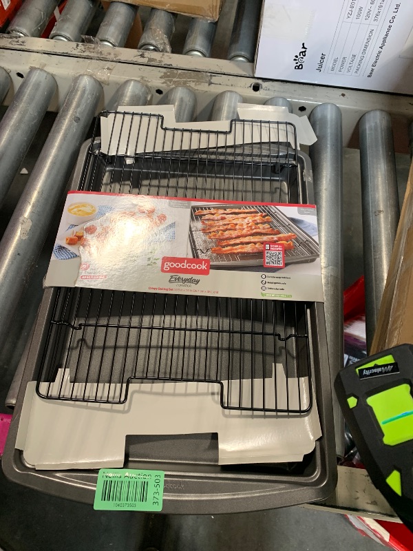 Photo 1 of **dented**
GoodCook 15” x 10.5” Nonstick Carbon Steel Baking Pan & Raised Wire Rack – Pizza Crisper, Crispy Bacon, Multipurpose Cooking Sheet Pan, Cooling Rack, Kitchen Cookware Set, Dishwasher Safe