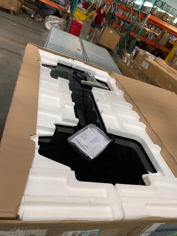 Photo 1 of ** ONLY FOR PARTS**SAMSUNG 65-Inch Class Crystal UHD 4K DU7200 Series HDR Smart TV w/Object Tracking Sound Lite, PurColor, Motion Xcelerator, Mega Contrast, Q-Symphony (UN65DU7200, 2024 Model)