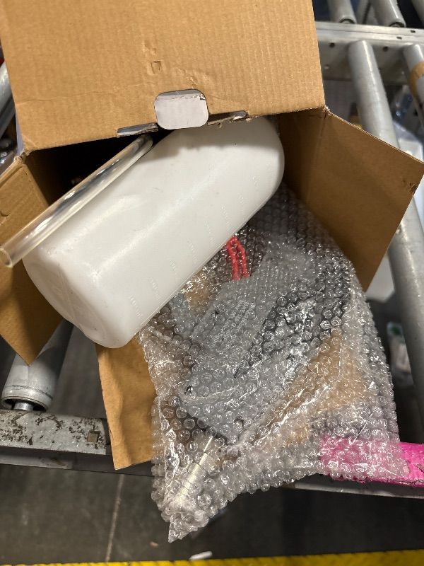 Photo 1 of ***MISSING HARDWARE***
High Pressure Washer Gun Snow Foam Lance, 4000 PSI Cannon Foam Blaster Power Washer with 1/4" Quick Connector, Car Wash Foam Cannon Kit with 5 Pressure Washer Nozzle Tips, 1 Liter            