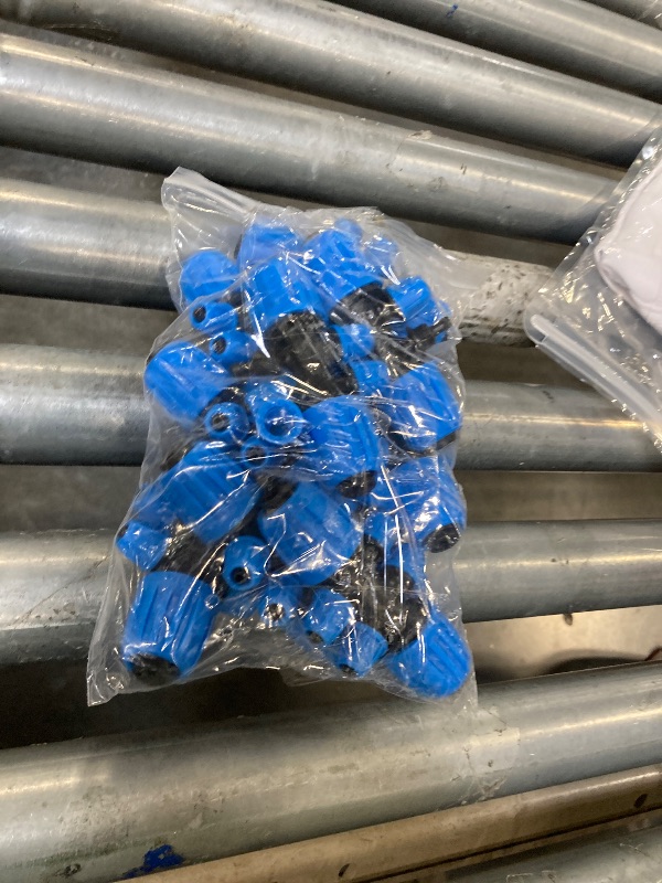 Photo 1 of 10 Pcs 1/2 to 1/4 inch Garden Hose Tubing Irrigation Fittings,6-Way Anti-Leak 1/2'' to 1/4'' Locked Barbed Drip Irrigation Tee Connectors (1/2"IDx0.6-0.63"OD) 1/2'' to 1/4'' Irrigation Tubing Fitting