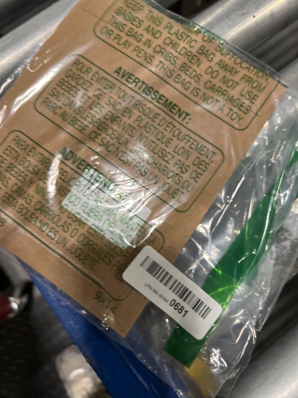 Photo 1 of    LUCKMEEY Seamless Thongs for Women Workout Thong No Show Thong Concealer Panties Cotton G-String Thongs Hider Underwear Black