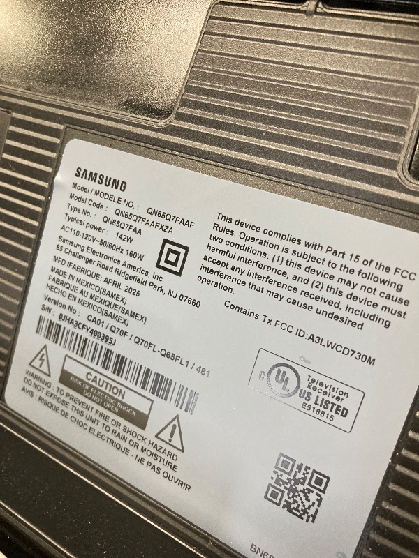 Photo 1 of ++it;s broken+++Samsung 65-Inch Class QLED Q7F Series Samsung Vision AI Smart TV (2025 Model, 65Q7F) Quantum HDR, Object Tracking Sound Lite, Q4 AI Gen1 Processor, 4K upscaling, Gaming Hub, Alexa Built-in