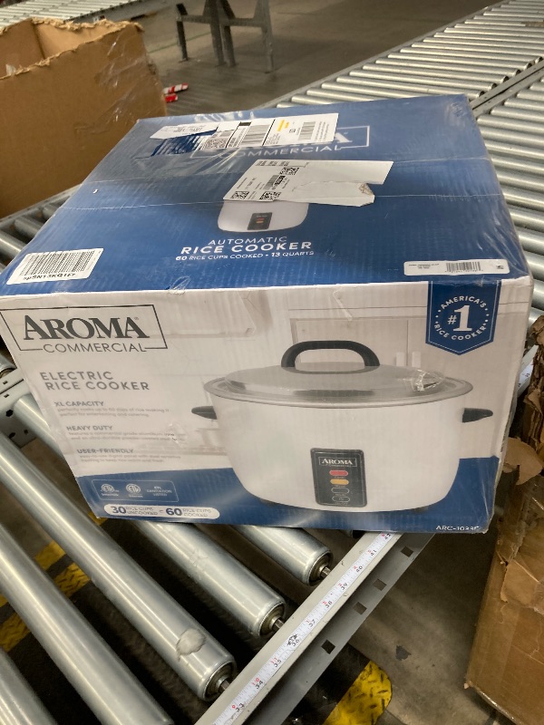 Photo 1 of Electronic Commercial Dry Rice Cooker Size: 33-Cup